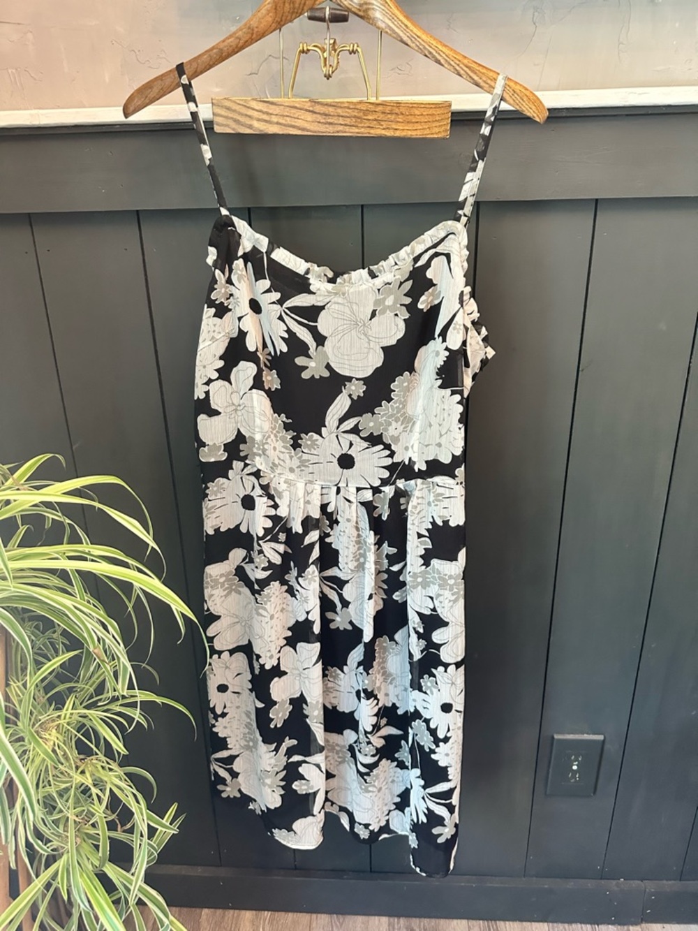Romy Black and White Floral Midi Tie Waist Sundress size XL‎